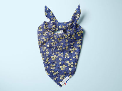 Bandana personnalisé pour chien sakura